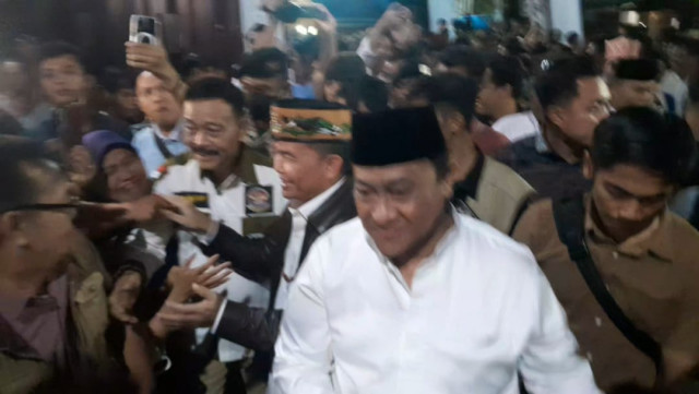 Deklarasi Kemenangan di Tengah Proses Penghitungan Suara: Pasangan Agustiar Sabran-Edy Pratowo Optimistis Pimpin Kalteng