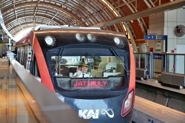 LRT Jabodebek Lakukan Peremajaan 12 Eskalator di Tiga Stasiun Demi Jaga Keselamatan dan Kenyamanan Pengguna