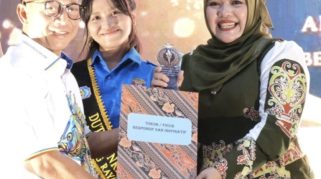 Dina Maulidah Raih Penghargaan Figur Inspiratif 2025, Dorong Pemuda Murung Raya Terus Berinovasi