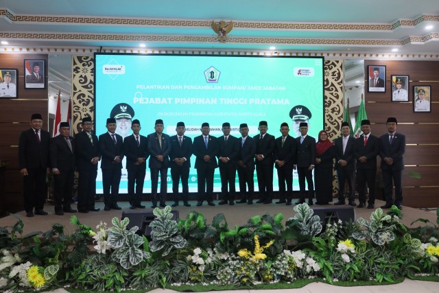 Bupati Batola Lantik 14 Pejabat Pimpinan Tinggi Pratama