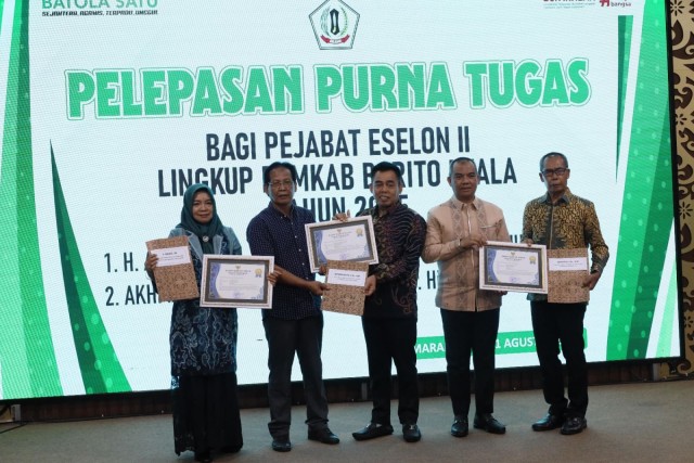 Wabup Batola Lepas Purna Tugas Pejabat Eselon II