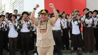 GUBERNUR DAN PANGDAM TEKANKAN NILAI HUMA BETANG DAN PEMBENTUKAN KARAKTER