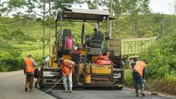 Libur akhir tahun makin lancar! Progres perbaikan jalan Cikajang-Pameungpeuk memukau