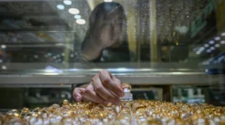 Harga emas UBS dan Galeri24 hari ini 26 Desember 2025 turun, cek daftar lengkap per gram