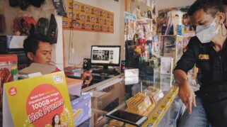 Indosat tingkatkan kapasitas jaringan di 454 BTS untuk Natal 2025 dan Tahun Baru 2026