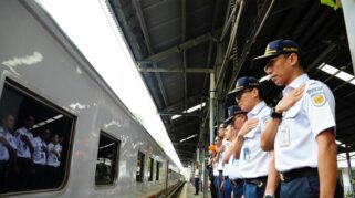 Antisipasi Bencana, KAI Divre IV Tanjung Karang Pasang Sensor Pemantau di Jalur Rawan