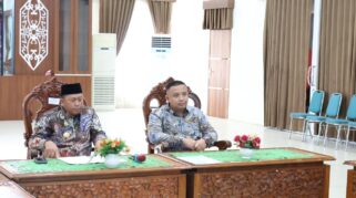 HADIRI RUPS PT PBKM, BUPATI BARITO KUALA TEKANKAN KONTRIBUSI PAD