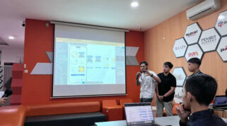 Telkom AI Center Makassar Gelar Mini Demo Day Tampilkan Solusi AI untuk Otomasi Workflow UMKM
