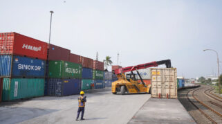 Respons Pertumbuhan Industri Konsumsi Nasional, KAI Logistik Tambah Kapasitas Angkut Kontainer