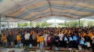 Ribuan Mahasiswa Terima Bantuan Sembako dari Gubernur Kalteng