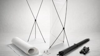 Bagaimana Supplier X Banner Menjamin Ketahanan Warna Banner