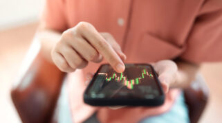 Tren Social Trading yang Semakin Populer di Kalangan Trader Pemula