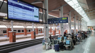 KAI Daop 2 Bandung Himbau Pelanggan Datang Lebih Awal ke Stasiun, Antisipasi Kepadatan Arus Lalu Lintas Saat Kirab Budaya Milangkala Tatar Sunda 2026