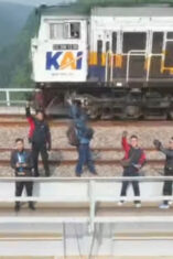 KAI Daop 2 Bandung Larang Masyarakat Masuki Area Terbatas Perekeretaapian Demi Keselamatan