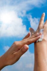Apakah Bayi Perlu Sunscreen? Ini Penjelasan untuk Orang Tua