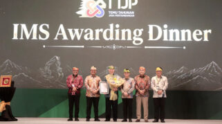 Terapkan Standar Pelayanan Unggul, SUCOFINDO Raih Predikat Emas Kategori Surveyor di Indonesia Mining Services Awards 2026