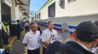KAI Daop 2 Bandung Adakan Pengobatan Gratis Dengan Rail Clinic di Stasiun Bumiwaluya