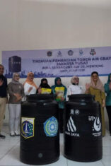 Warga Tak Lagi Menampung Air di Ember, Kini Gunakan Toren Lebih Stabil