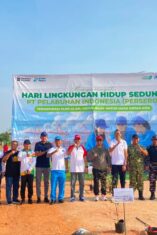 Dukung Kawasan Hijau, Pelindo Tanam 600 Pohon di Coastal Area Karimun