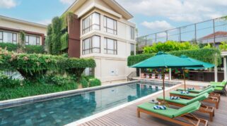 Swiss-Belhotel Rainforest: Oase Tropis di Tengah Dinamika Sunset Road