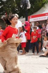 Semarak Merah Putih Kemerdekaan BRI Region 6, Warga Pasar Malaka Rorotan Antusias Ikuti Lomba 17-an