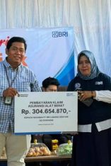 Dukung Pemulihan Aset Nasabah di Sentani, BRI Insurance Bayarkan Klaim Rp304,65 Juta