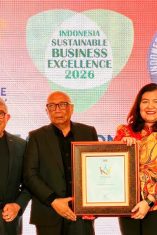 Dorong Keuangan Berkelanjutan, Bank Raya Raih Indonesia Sustainable Business & ESG Excellence Award 2026