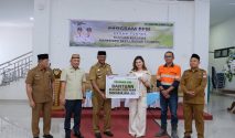 PT ASA Serahkan Beasiswa Pendidikan bagi 14 Mahasiswa di Bolaang Mongondow Timur