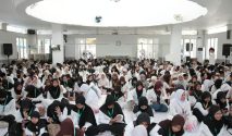 Pertemuan Rutin Bulanan: H. Robert Nitiyudo Wachjo Pesankan Dzikir dan Syukur kepada 1.200 Anak Binaan