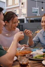 Tips Traktir Teman ketika Ulang Tahun agar Tidak Boncos