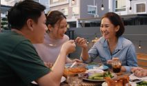 Tips Traktir Teman ketika Ulang Tahun agar Tidak Boncos