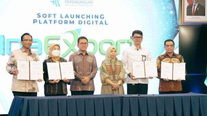 PTPN Group Salurkan Tali Kasih kepada Keluarga Jurnalis Korban Tragedi Selat Sunda